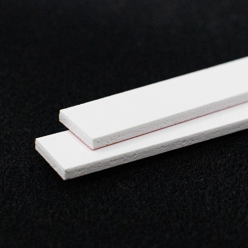 Bild von Artikel 105Z81 PVC-Stangenmaterial geschäumt